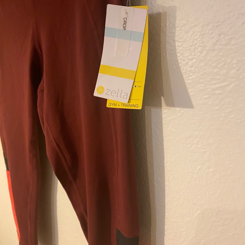 BRAND NEW Zella cropped leggings - Picture 2 of 5